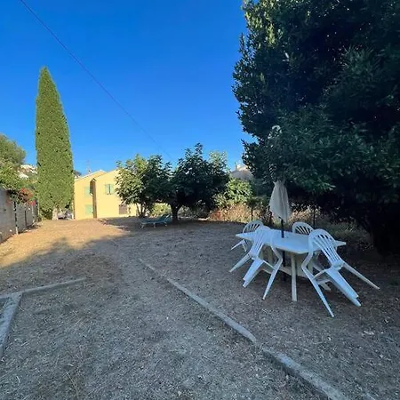Superbe Logement Avec Jardin Privatif * イエール